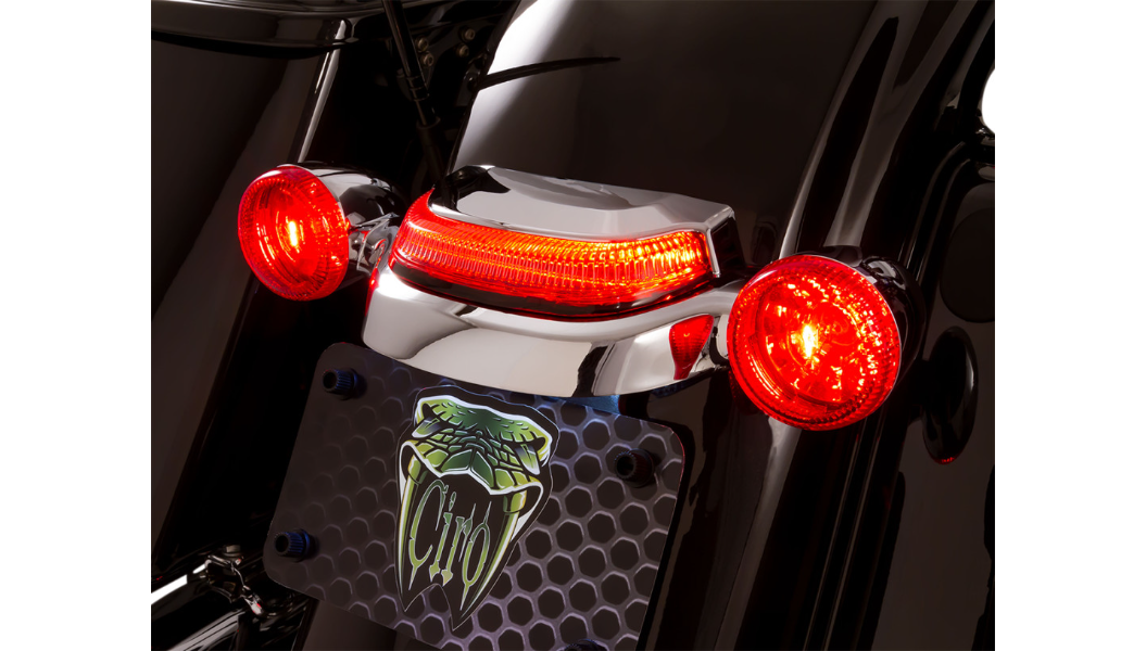 CIRO Crown Taillight with Lightstrike™ Technology LED尾燈