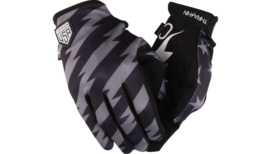 THRASHIN SUPPLY CO. Stars & Bolts Stealth Gloves 閃電與星型手套