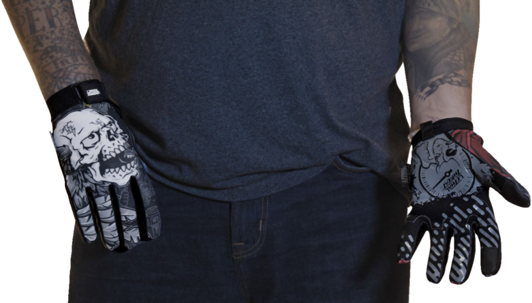 LETHAL THREAT Good N Evil Skulls Gloves 紅白鬼頭兄弟手套