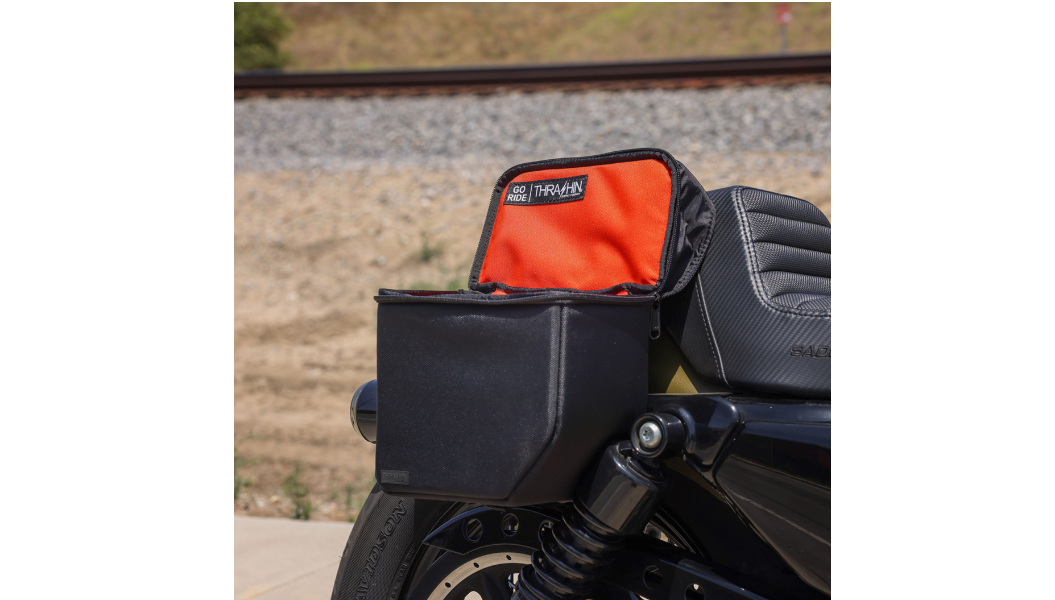 THRASHIN MINI ESSENTIAL 8升 馬鞍包