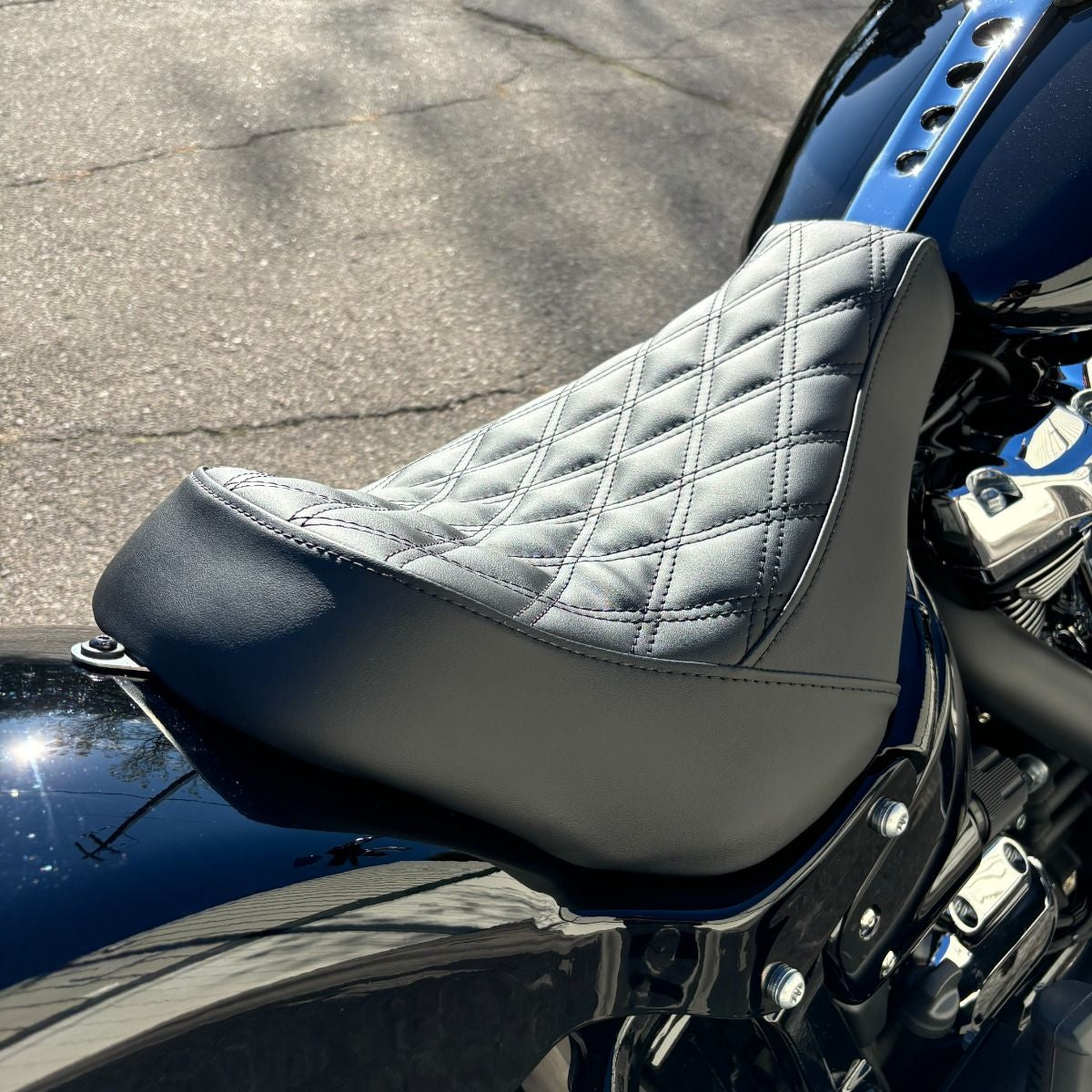 HOGWORKZ® Solo Seat (Wide Bobber Rear Fender 專用 單人座)