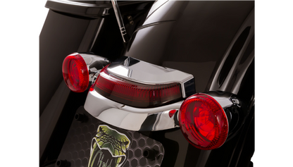 CIRO Crown Taillight with Lightstrike™ Technology LED尾燈