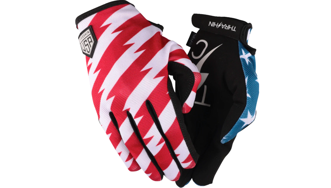 THRASHIN Stars & Bolts Stealth Gloves 星條旗手套