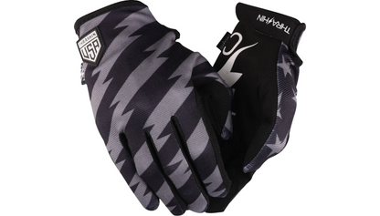 THRASHIN SUPPLY CO. Stars & Bolts Stealth Gloves 閃電與星型手套