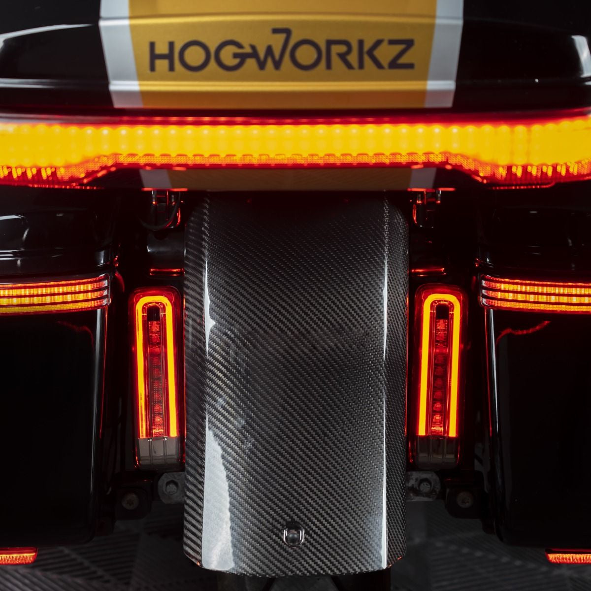 HOGWORKZ® Lumipro LED - 燻黑燈殼 側箱擋板LED燈 (適用： 14-25 Touring)